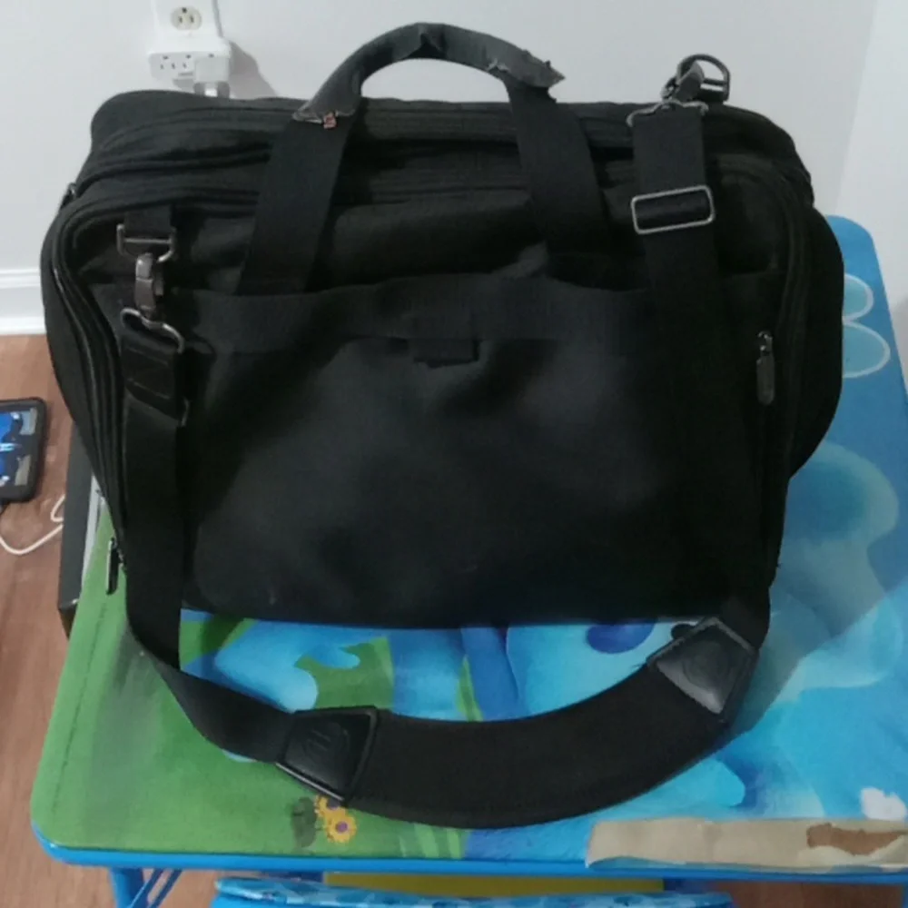 Targus tactical laptop bag